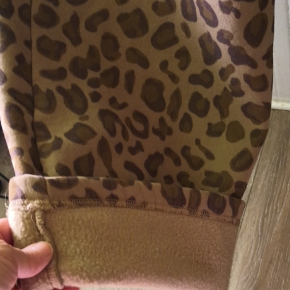 Leopard Comfrt Sz Large - Picture 3 of 5
